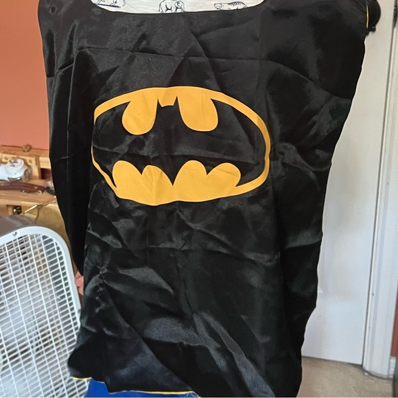 Kids Superhero Capes - Picture 2 of 5